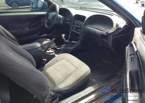 2000 Ford Mustang z USA, uszkodzony, nr VIN 1FAFP4046YF113353